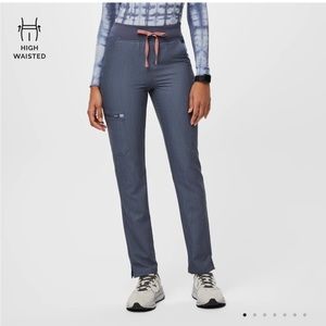 Wear Figs- women's Heather Denim High Waisted Yola-S Petite Skinny Scrub Pants